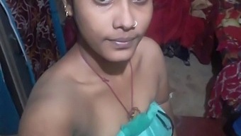 Indian Girl'S Nude Selfie With Big Nipples