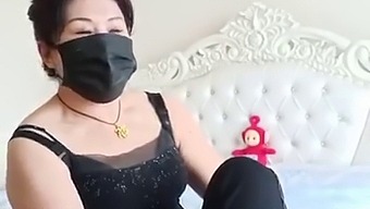 Sexiest Asian Cougar Craving Some Action
