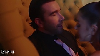 Hardcore Fucking And Blowjob With A Sexy Secretary