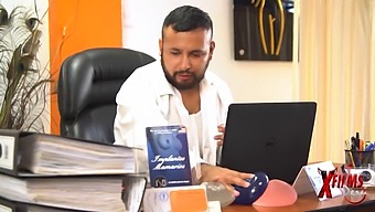 A Peruvian Cleaner Impersonates A Physician To Arouse A Curvy Venezuelan'S Rear End