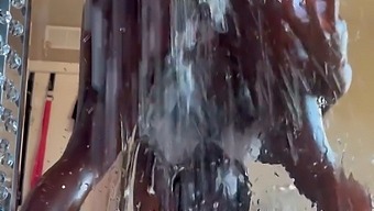 Ebony Beauty Esha Mae'S Intense Squirting Orgasm Collection In High Definition